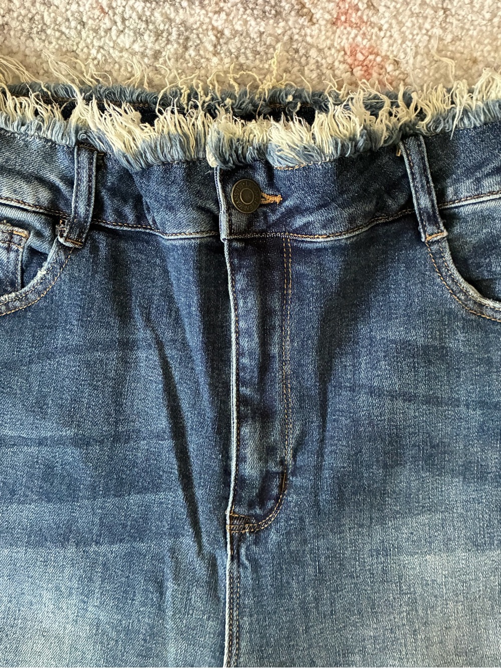 Risen Los Angeles Distressed Blue Denim Jeans Size 15 Comfy - Picture 3 of 7